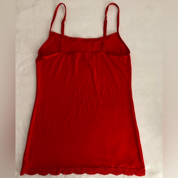 Red satin tank top - Picture 5 of 5